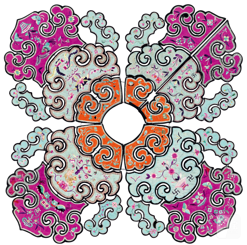 清 四合如意式动物花卉纹云肩